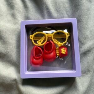 Red and Yellow Accessories Set